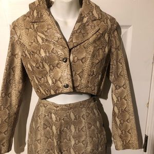 Bernini Beverly Hills Vintage 100% Leather Snake skin crop jacket and pant set.